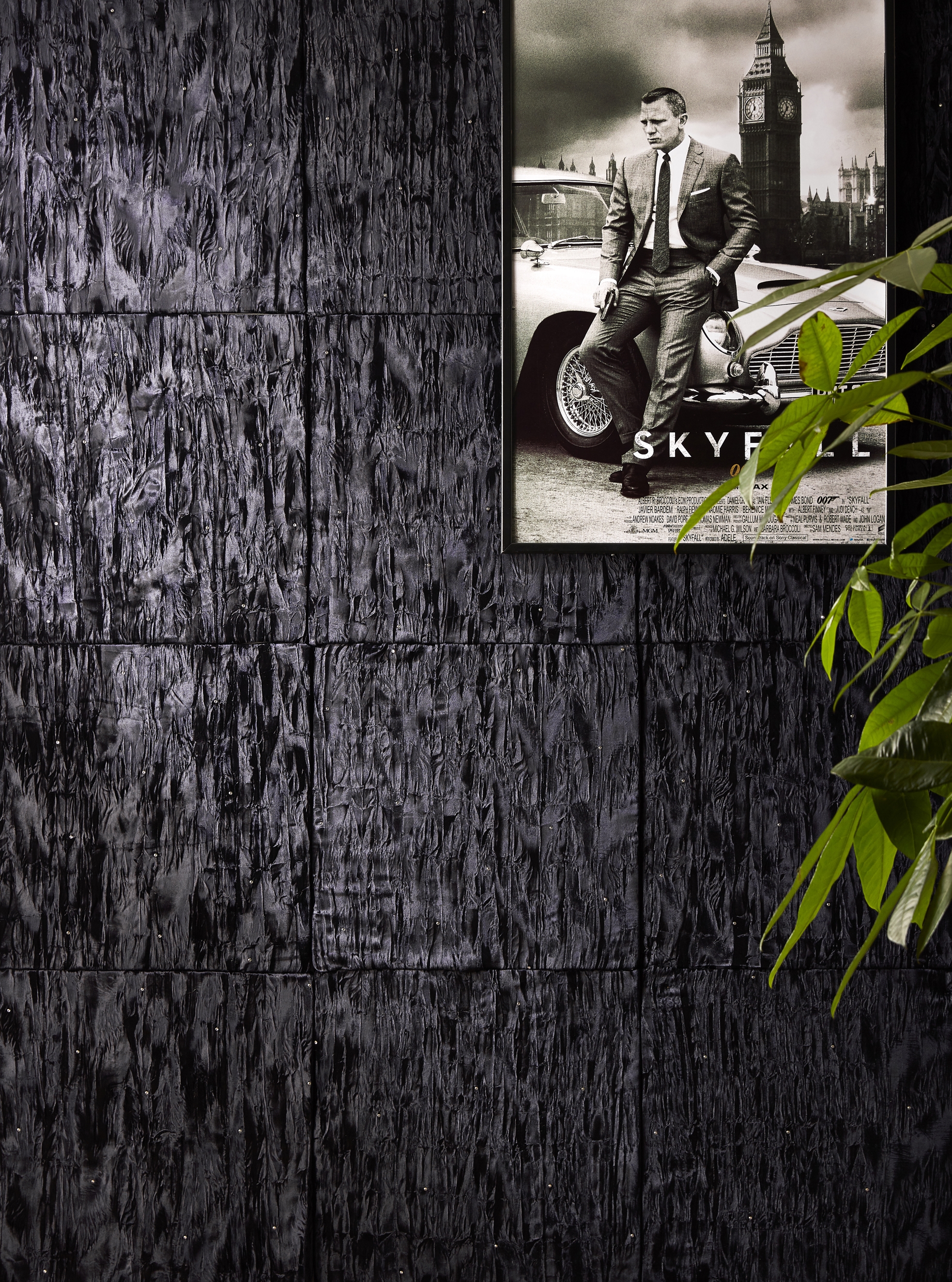 - Wall Tiles Straight Edge - Crushed Velvet Crystallised (optional) - Wall Tiles Straight Edge - Crushed Velvet Crystallised (optional)